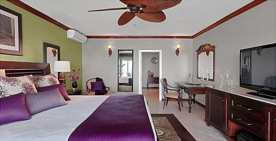 Beaches Ocho Rios 4*,